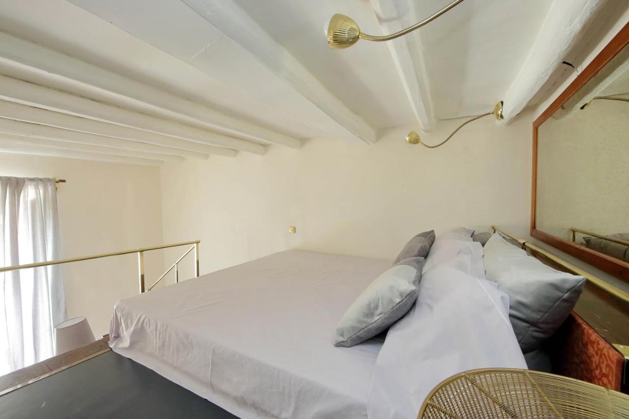 Leonina4 Cozy Apartment โรม ภายนอก รูปภาพ