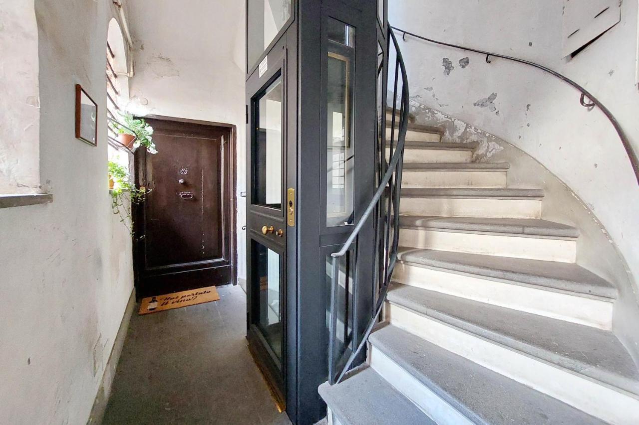 Leonina4 Cozy Apartment โรม ภายนอก รูปภาพ